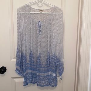 Lucky Brand lightweight Rayon long sleeve Blouse in blue, grey, & white pattern